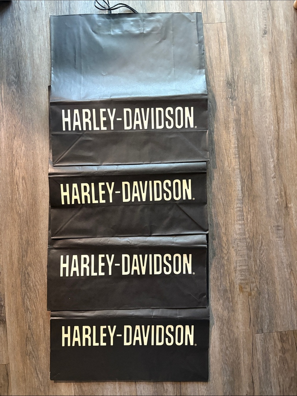 Harley-Davidson Black and White Vertical Logo Panel Set